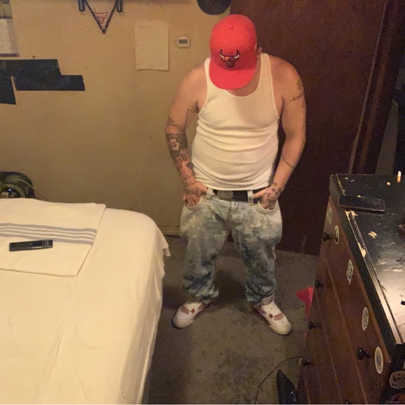 Meet your Posher, Aaron - Picture 3 of 5